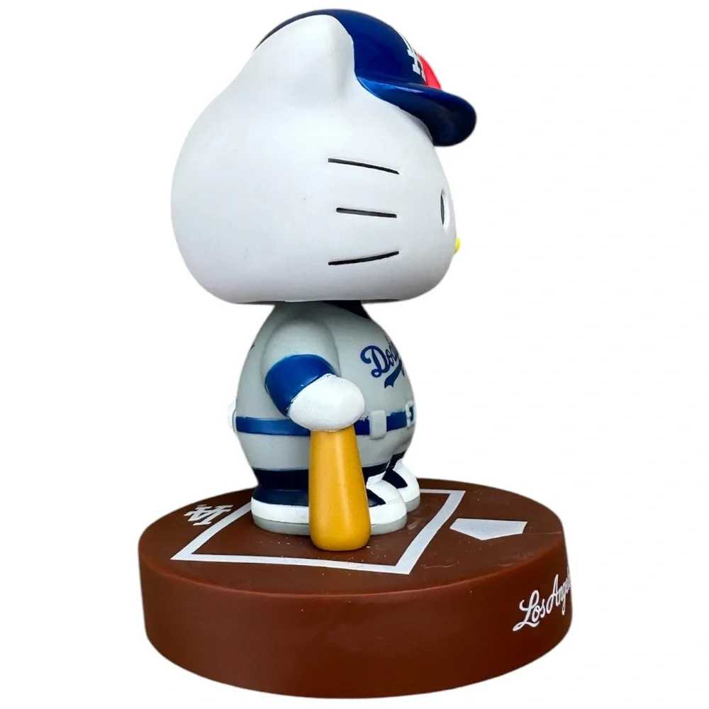 2014 Hello Kitty x Dodgers Bobble head DS - Picture 4 of 13